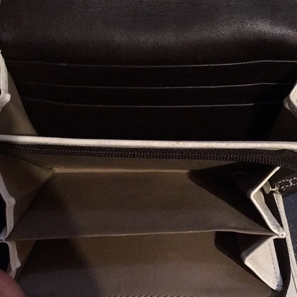 COACH Wallet - Picture 6 of 6